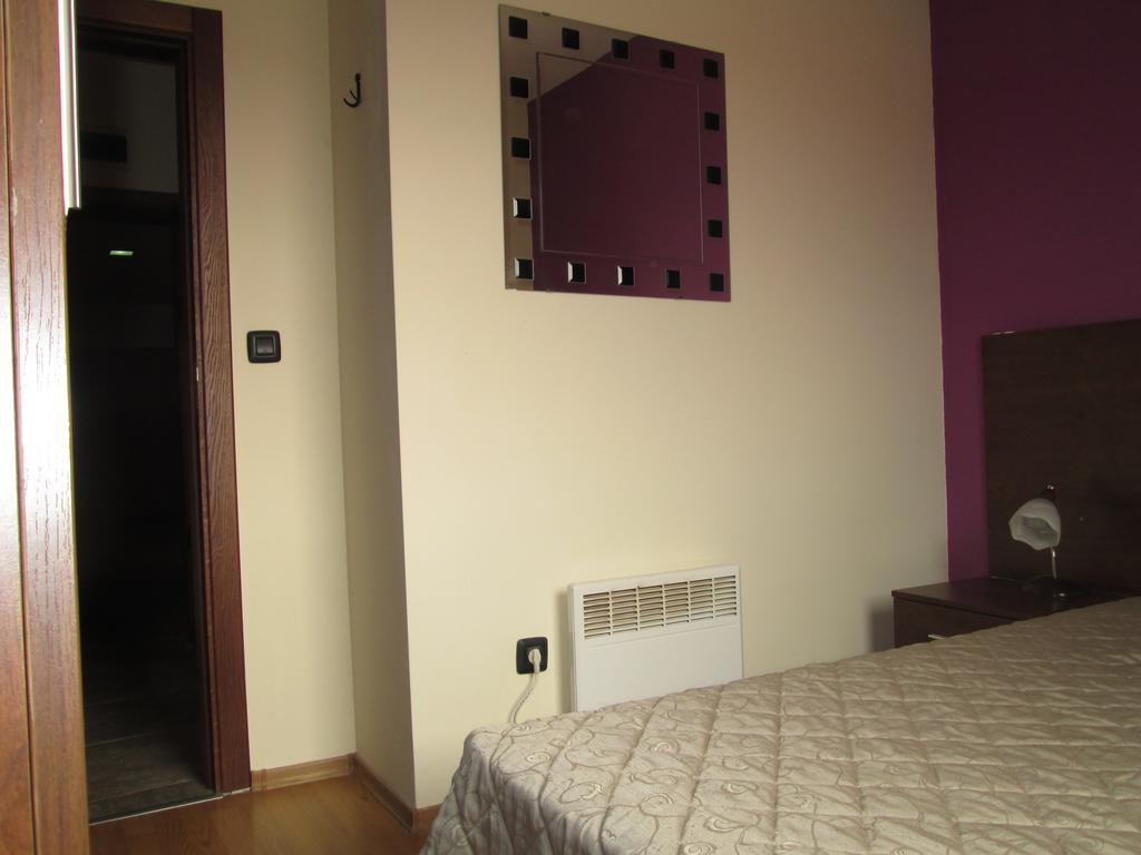 Fortuna Complex Alexander Services Apartments 반스코 외부 사진