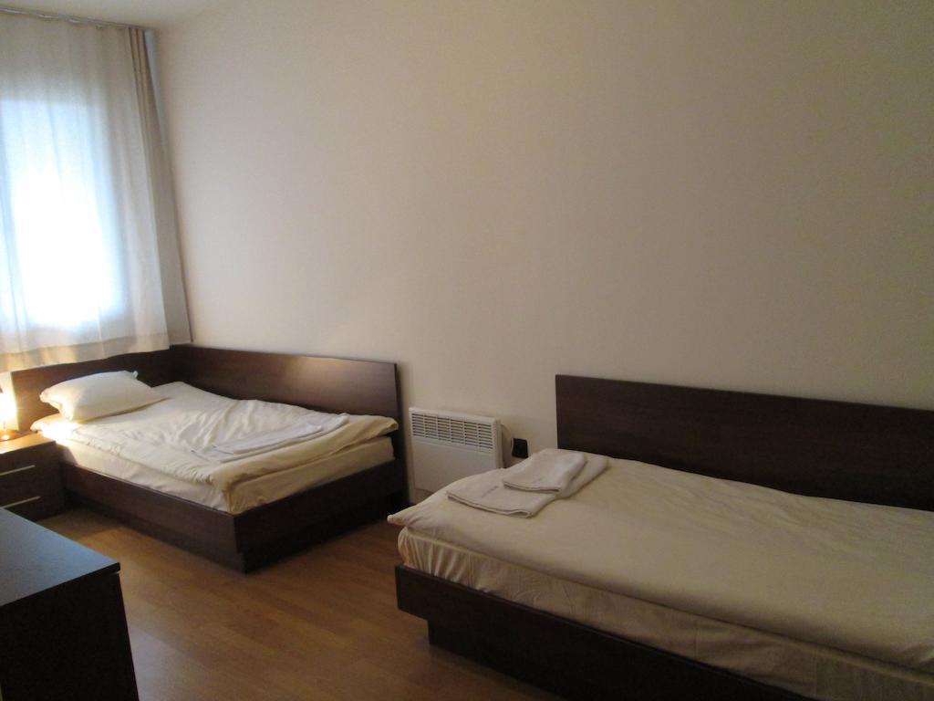 Fortuna Complex Alexander Services Apartments 반스코 외부 사진
