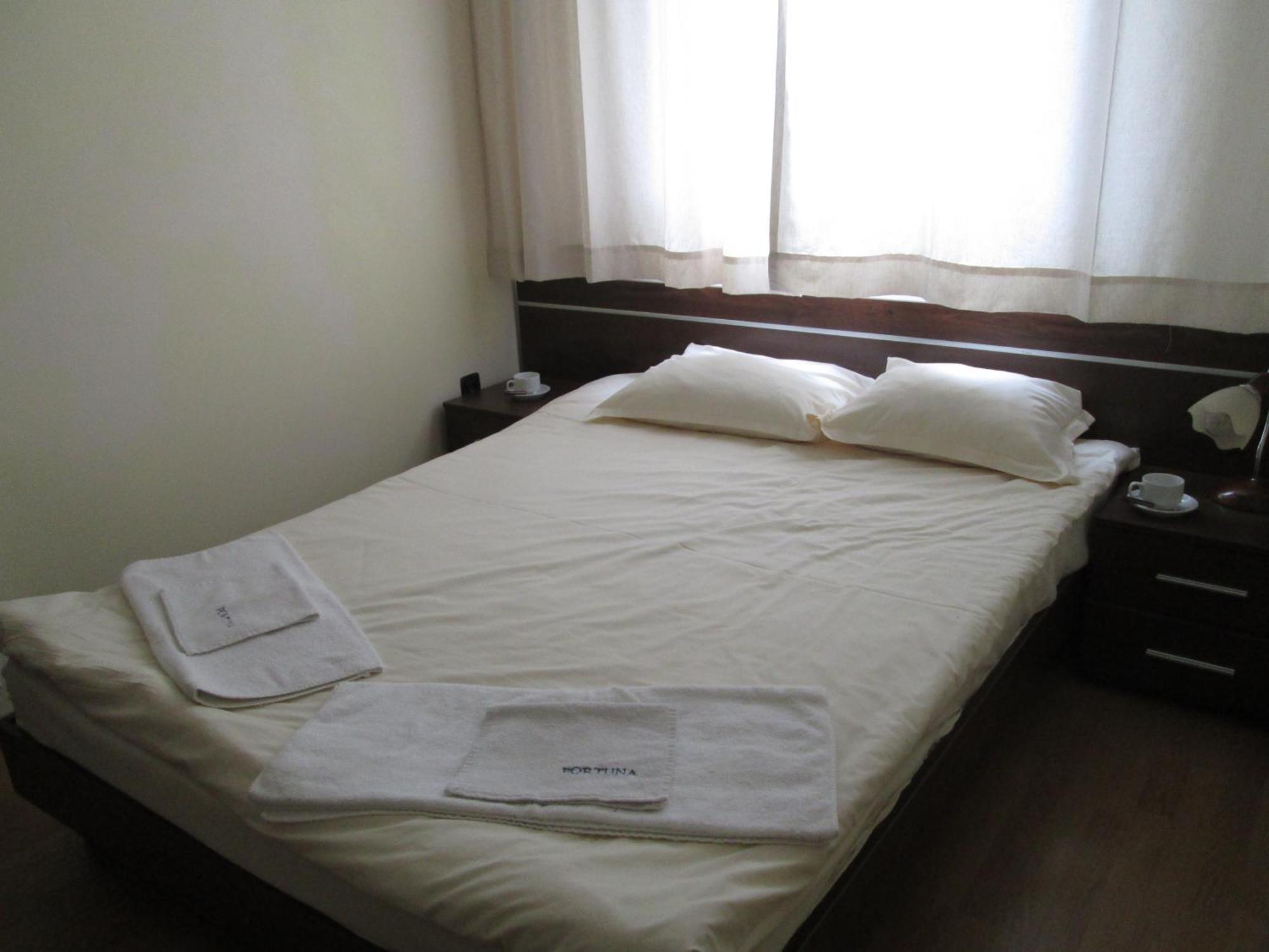 Fortuna Complex Alexander Services Apartments 반스코 외부 사진
