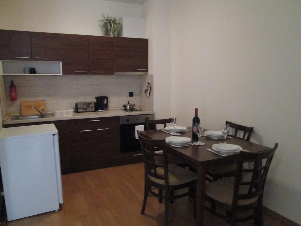 Fortuna Complex Alexander Services Apartments 반스코 외부 사진