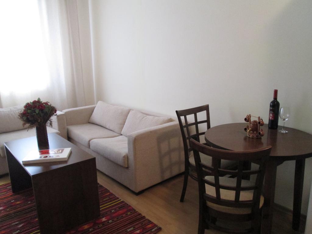 Fortuna Complex Alexander Services Apartments 반스코 객실 사진