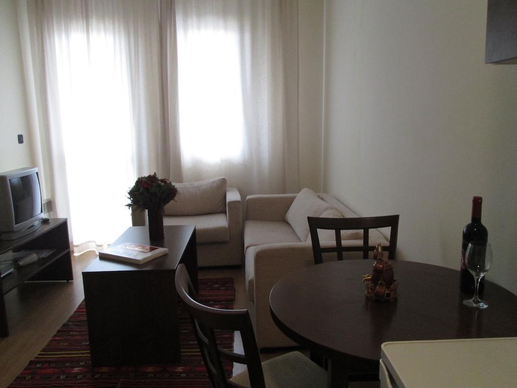 Fortuna Complex Alexander Services Apartments 반스코 외부 사진
